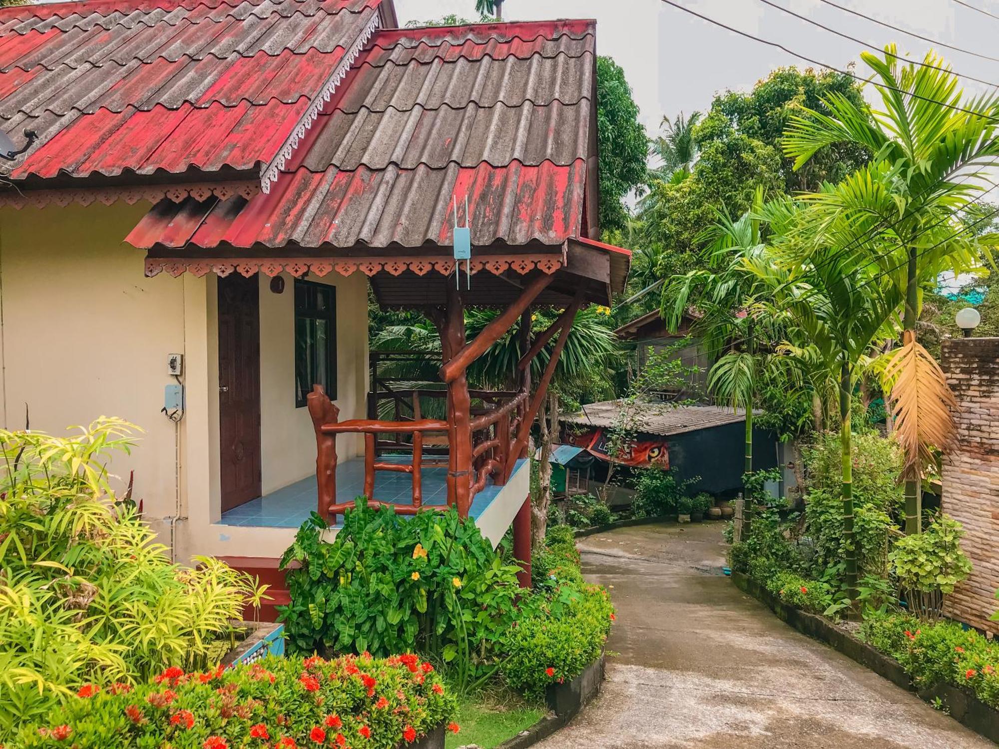 塔诺伊花园度假屋 Baan Khai 外观 照片